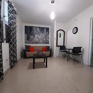 Cozy Across The Airport Apartment San Juan